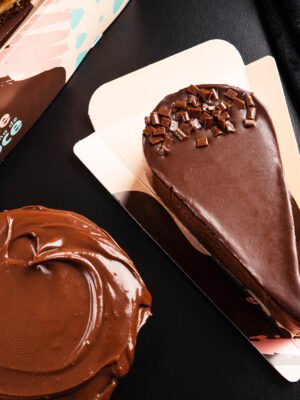 TORTA LA CREMA 12 PEDAÇOS